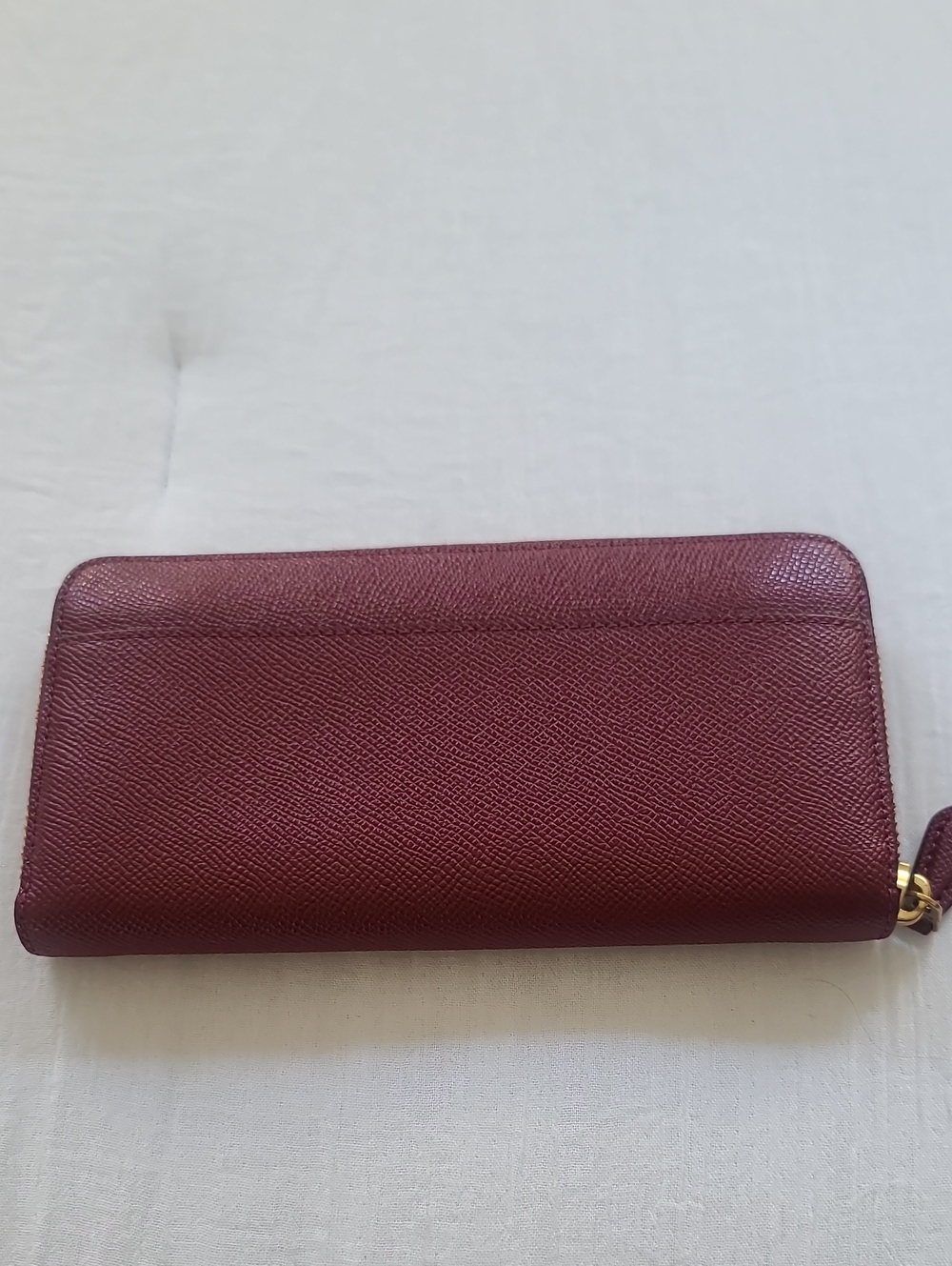 Coach Zipper Wallet - Picture 3 of 4